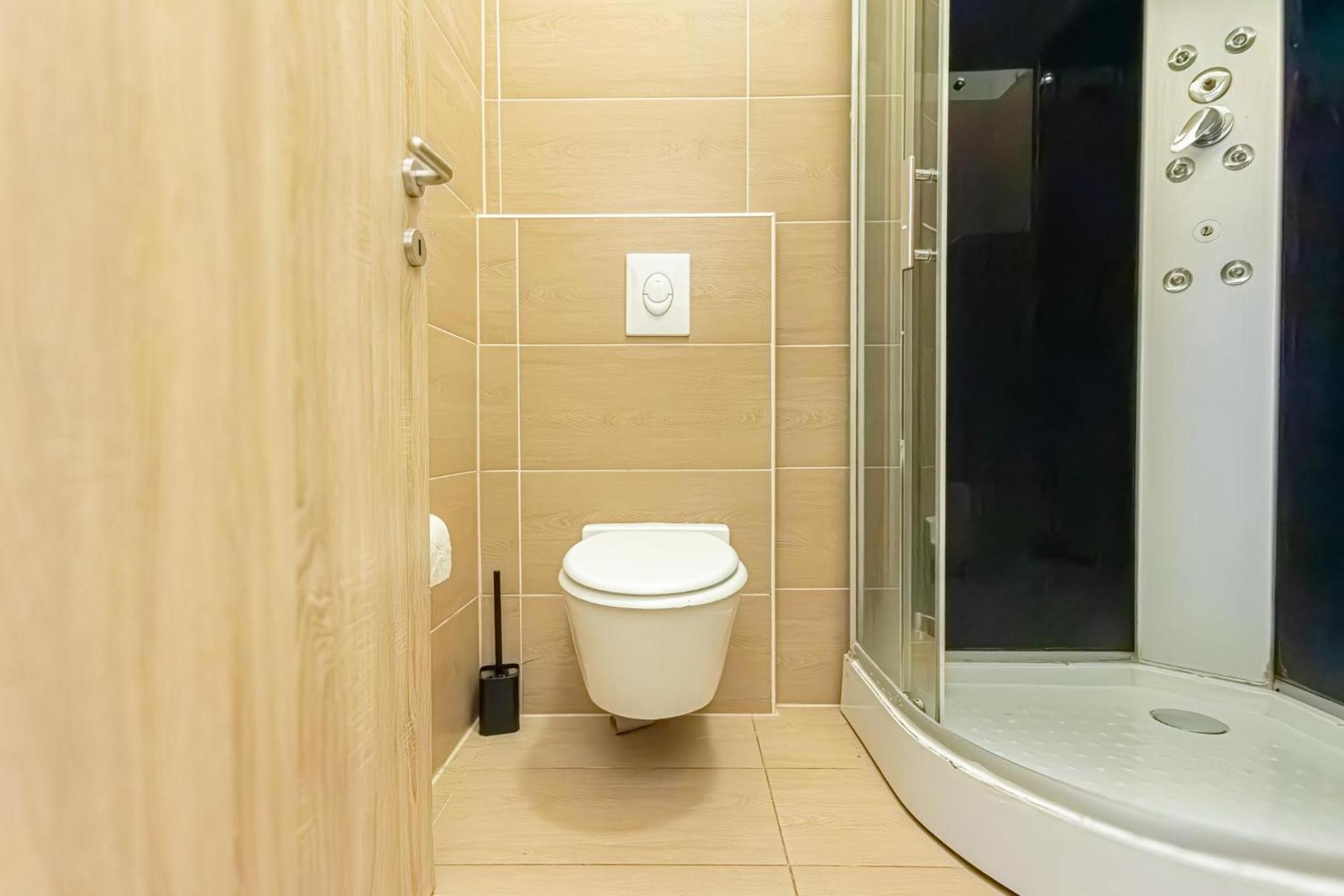 Chic Apartment- Suitable For Longstays Near Matzleinsforferplatz Vienna Luaran gambar
